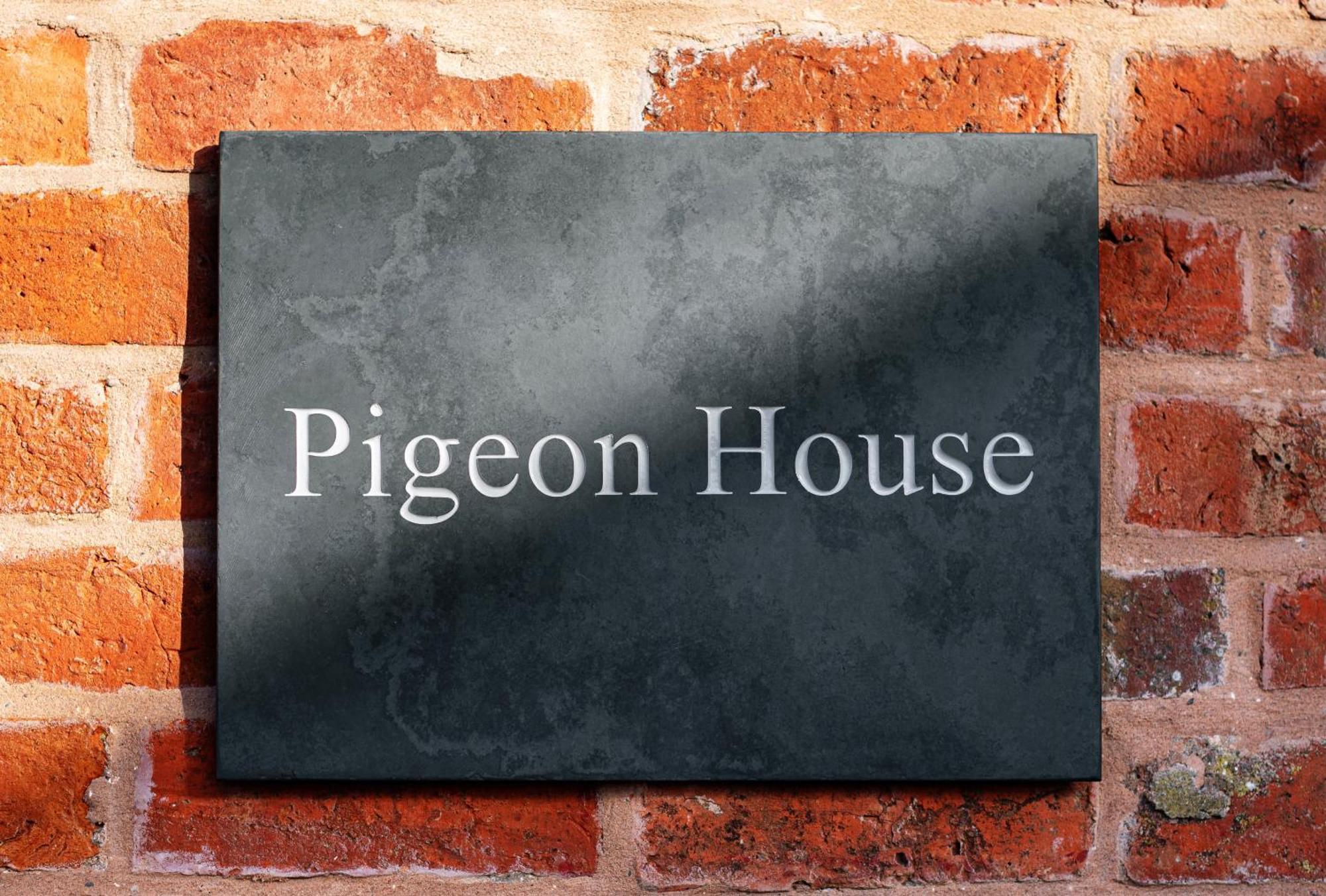 Pigeon House - Unique Barn With Private Garden, Hot Tub And Wood Burner Shrewsbury Exterior foto