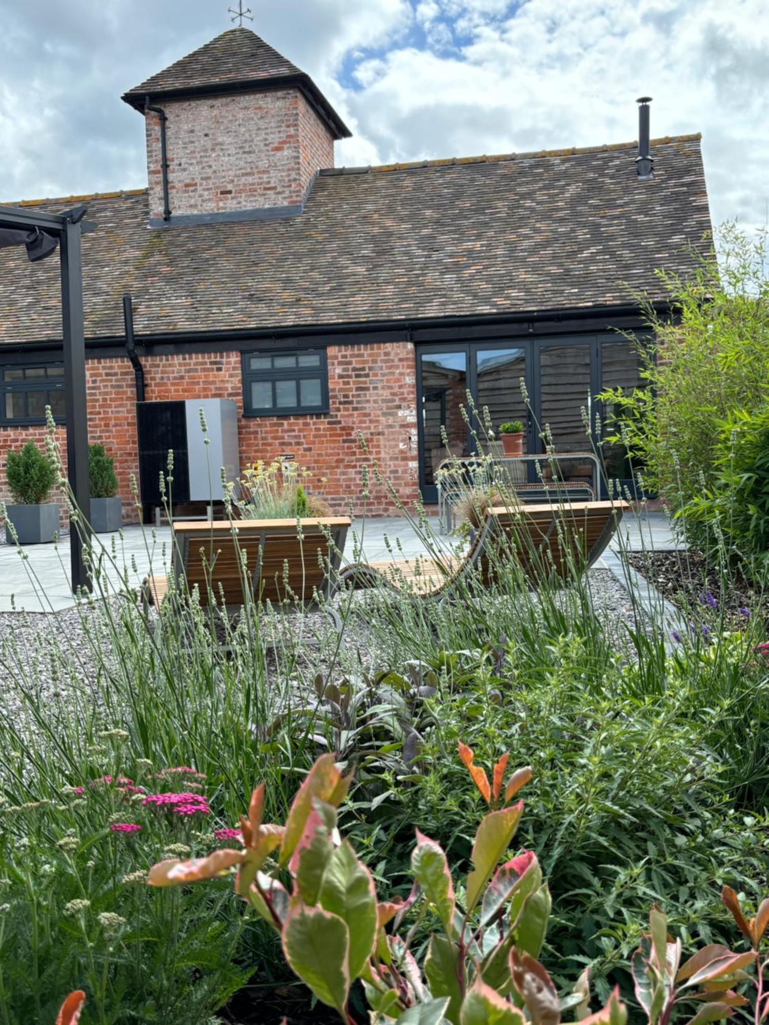 Pigeon House - Unique Barn With Private Garden, Hot Tub And Wood Burner Shrewsbury Exterior foto